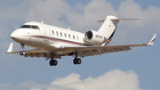 NetJets Bombardier CL-600-2B16 Challenger 650 (N211QS) at  Los Angeles - International, United States