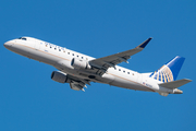United Express (SkyWest Airlines) Embraer ERJ-175LR (ERJ-170-200LR) (N211SY) at  Los Angeles - International, United States