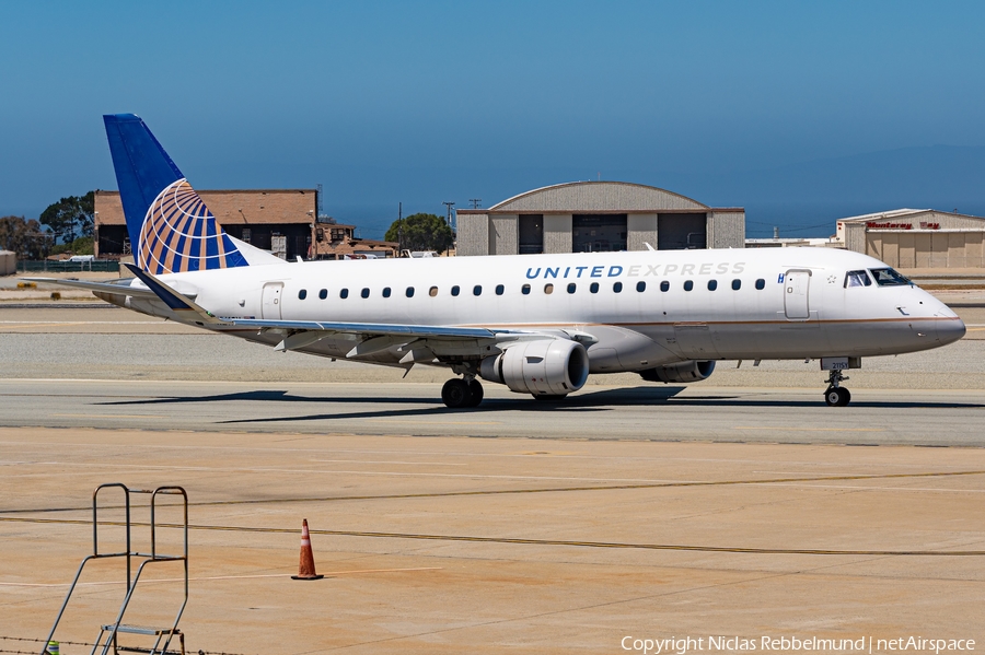 United Express (SkyWest Airlines) Embraer ERJ-175LR (ERJ-170-200LR) (N211SY) | Photo 680907
