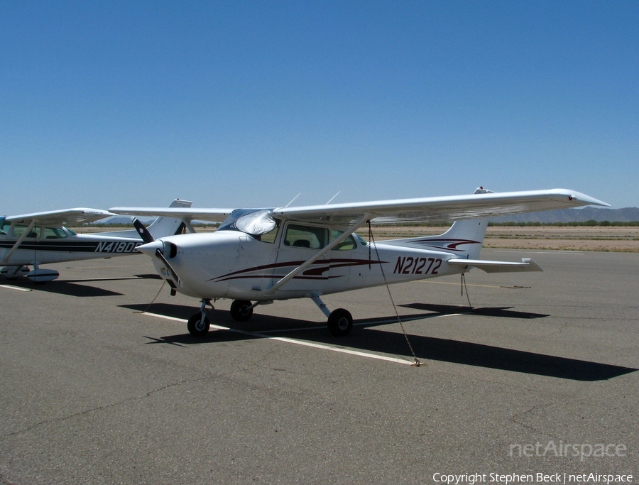 (Private) Cessna 172M Skyhawk (N21272) | Photo 9597