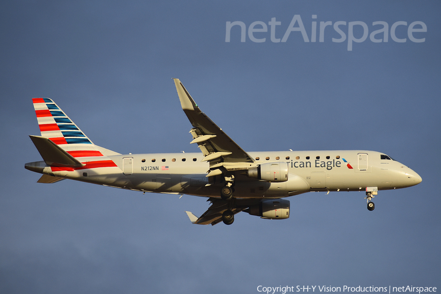 American Eagle (Compass Airlines) Embraer ERJ-175LR (ERJ-170-200LR) (N212NN) | Photo 135083
