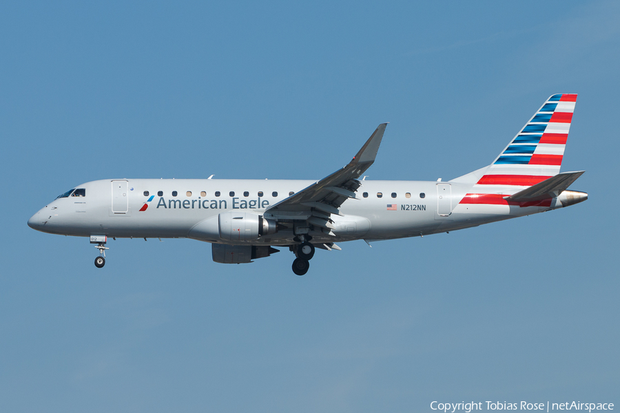 American Eagle (Compass Airlines) Embraer ERJ-175LR (ERJ-170-200LR) (N212NN) | Photo 299017