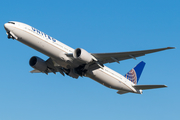 United Airlines Boeing 777-322(ER) (N2138U) at  San Francisco - International, United States