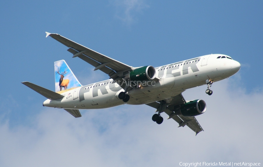 Frontier Airlines Airbus A320-214 (N213FR) | Photo 300163