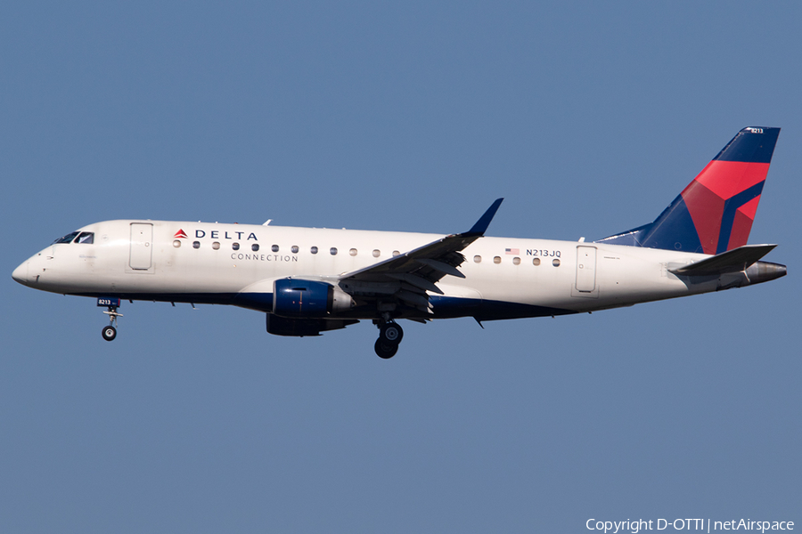 Delta Connection (Republic Airlines) Embraer ERJ-175LR (ERJ-170-200LR) (N213JQ) | Photo 594140