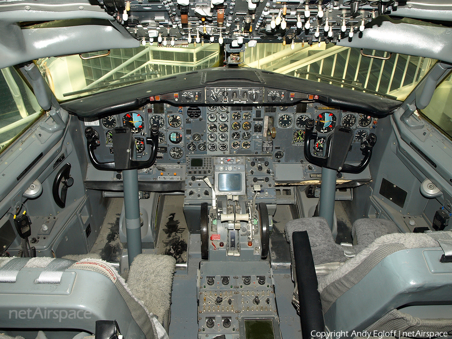 USAir Boeing 737-201 (N213US) | Photo 259104