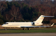 (Private) Bombardier BD-700-1A10 Global Express (N213XF) at  Farnborough, United Kingdom