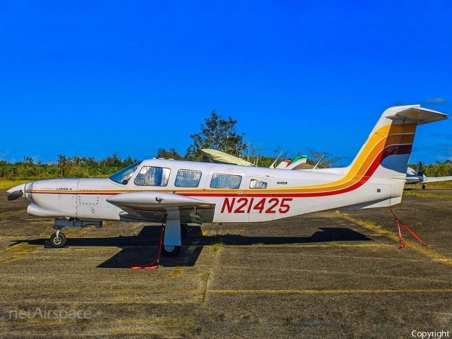 (Private) Piper PA-32RT-300T Turbo Lance II (N21425) | Photo 453982