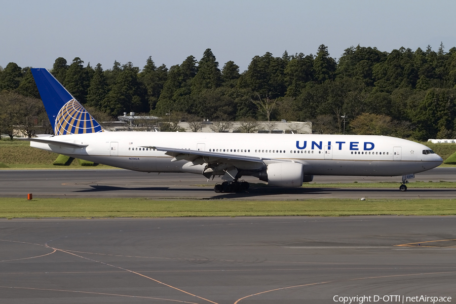 United Airlines Boeing 777-222 (N214UA) | Photo 418003