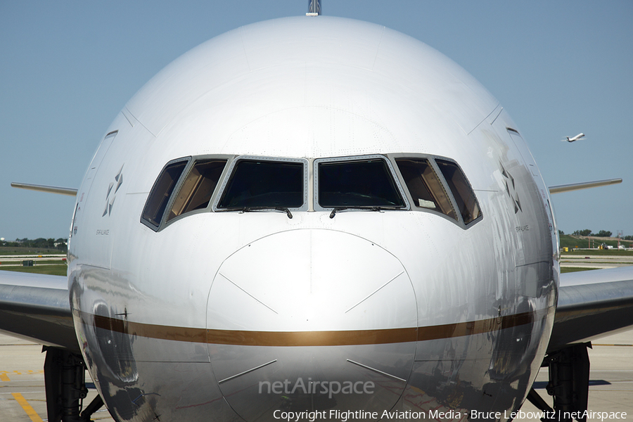 United Airlines Boeing 777-222 (N214UA) | Photo 81745