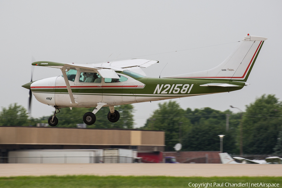(Private) Cessna 182P Skylane (N21581) | Photo 419885