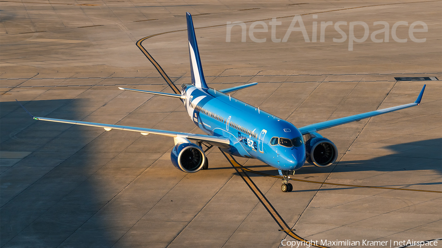 Breeze Airways Airbus A220-300 (N215BZ) | Photo 603277