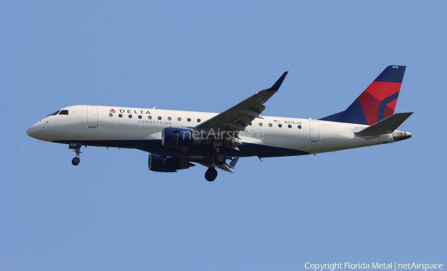 Delta Connection (Shuttle America) Embraer ERJ-175LR (ERJ-170-200LR) (N215JQ) | Photo 650802