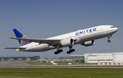 United Airlines Boeing 777-222(ER) (N216UA) at  Brussels - International, Belgium