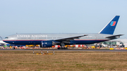 United Airlines Boeing 777-222(ER) (N216UA) at  London - Heathrow, United Kingdom