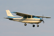 (Private) Cessna T210L Turbo Centurion II (N2175S) at  Green Bay - Austin Straubel International, United States