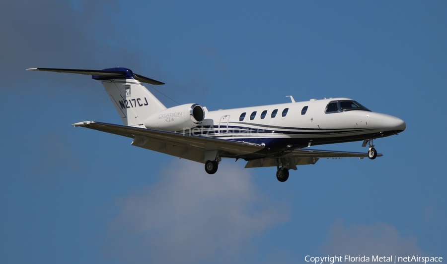 (Private) Cessna 525C Citation CJ4 (N217CJ) | Photo 299915