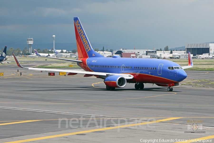 Southwest Airlines Boeing 737-7H4 (N217JC) | Photo 368160