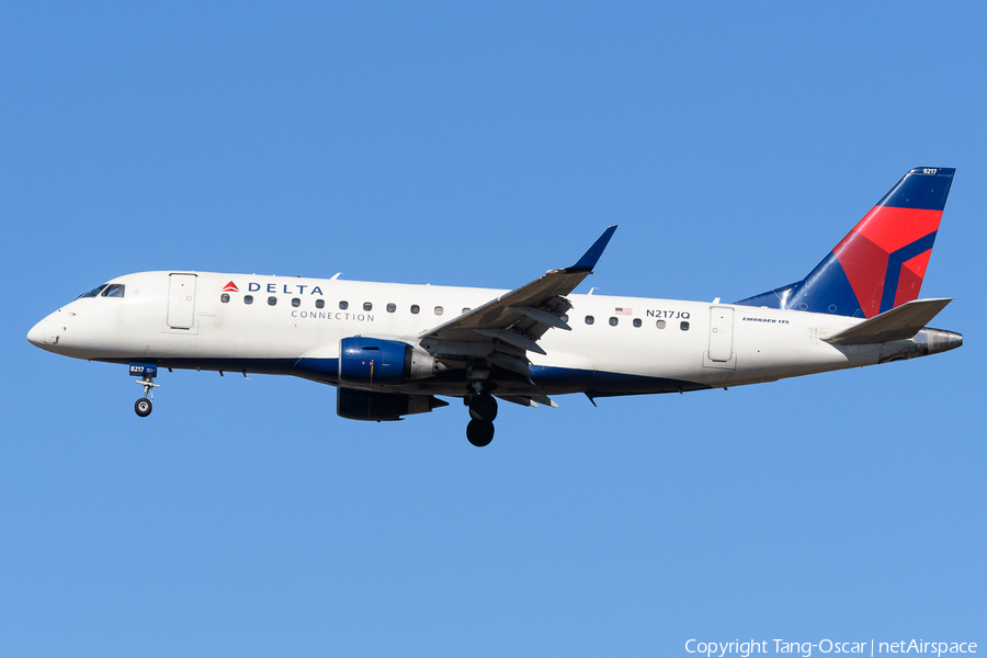 Delta Connection (Republic Airlines) Embraer ERJ-175LR (ERJ-170-200LR) (N217JQ) | Photo 561251