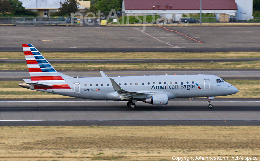 American Eagle (Compass Airlines) Embraer ERJ-175LR (ERJ-170-200LR) (N217NN) | Photo 257792