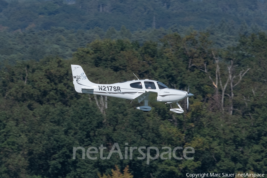 (Private) Cirrus SR22 GTS (N217SR) | Photo 587808