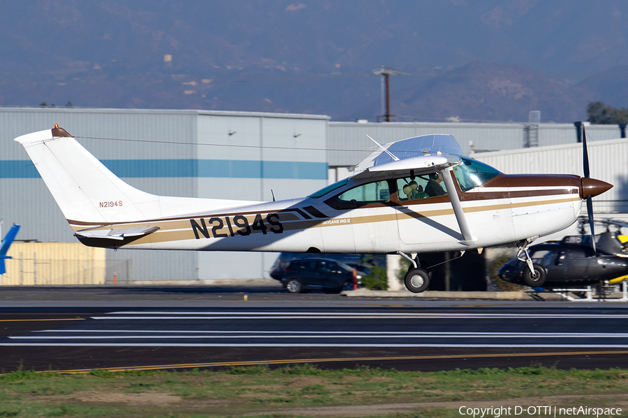 (Private) Cessna TR182 Turbo Skylane RG (N2194S) | Photo 563216