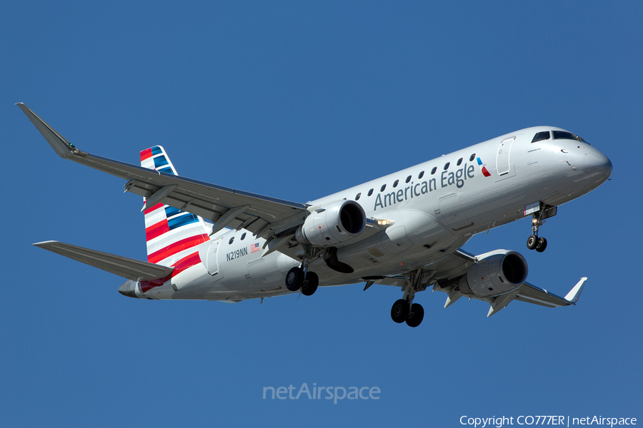 American Eagle (Compass Airlines) Embraer ERJ-175LR (ERJ-170-200LR) (N219NN) | Photo 123415