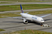 United Airlines Boeing 777-222(ER) (N219UA) at  Sao Paulo - Guarulhos - Andre Franco Montoro (Cumbica), Brazil