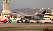 United Airlines Boeing 777-222(ER) (N219UA) at  Los Angeles - International, United States