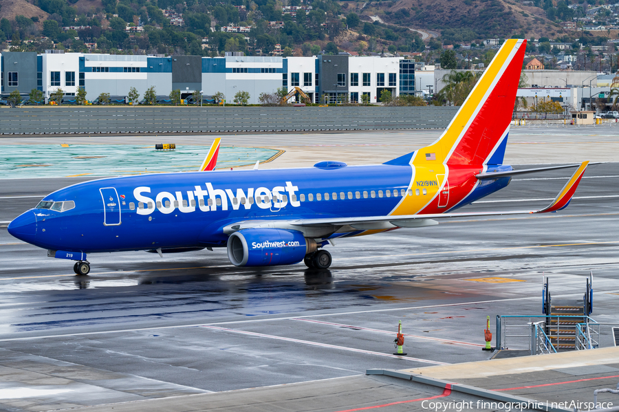 Southwest Airlines Boeing 737-7H4 (N219WN) | Photo 663378