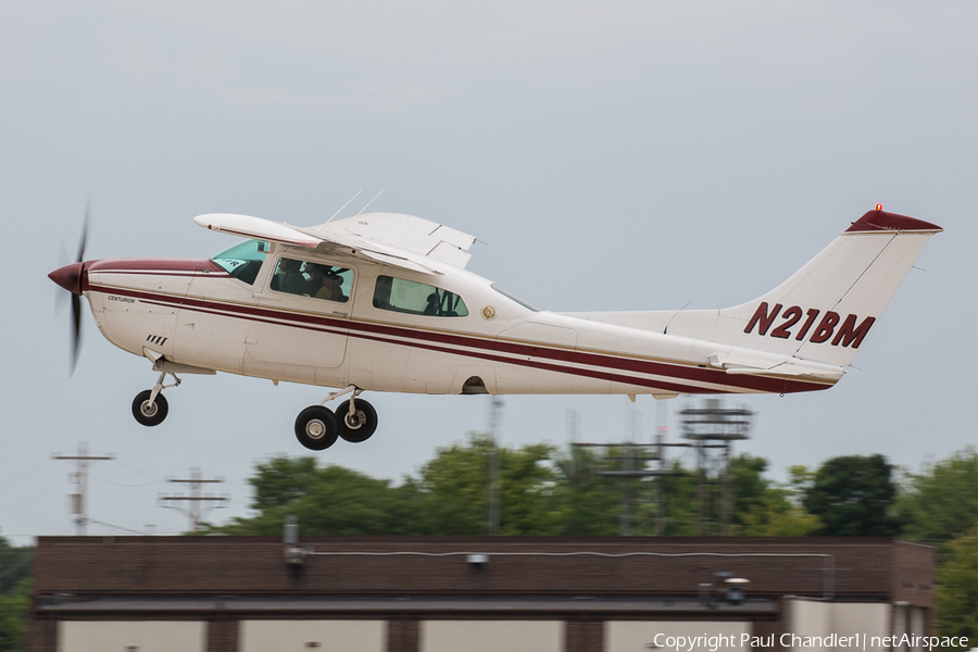 (Private) Cessna 210M Centurion (N21BM) | Photo 418709