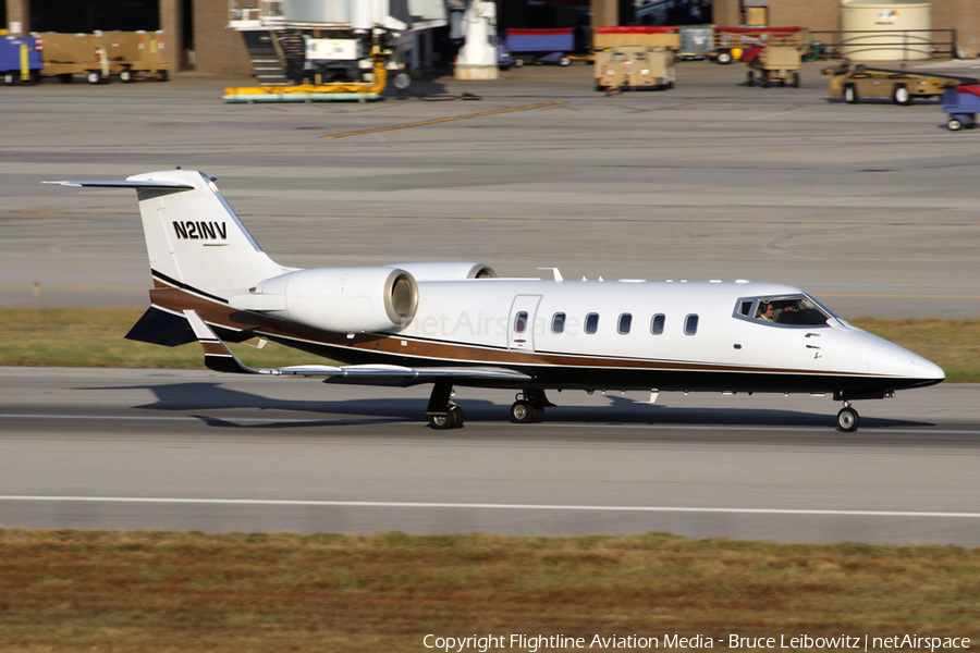 (Private) Bombardier Learjet 60 (N21NV) | Photo 95044