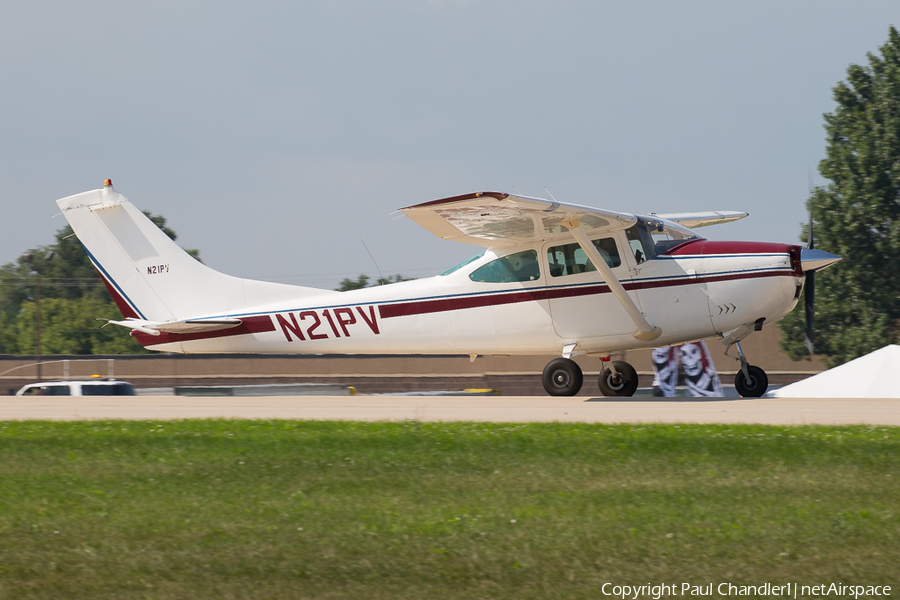 (Private) Cessna 182J Skylane (N21PV) | Photo 264037