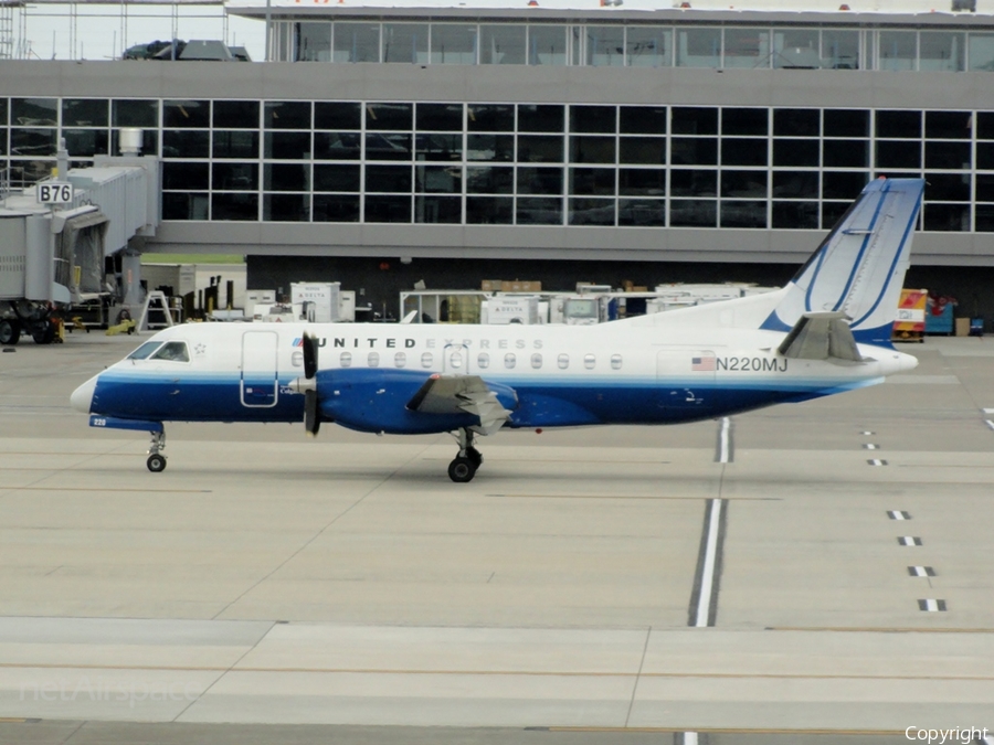 United Express (Colgan Airlines) SAAB 340B (N220MJ) | Photo 76826