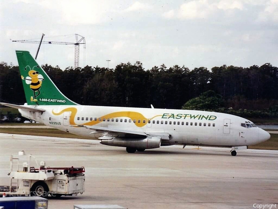 Eastwind Airlines Boeing 737-2H5 (N220US) | Photo 71078