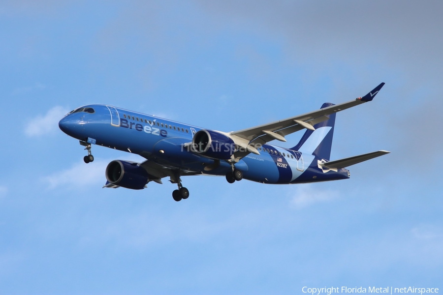 Breeze Airways Airbus A220-300 (N221BZ) | Photo 609947