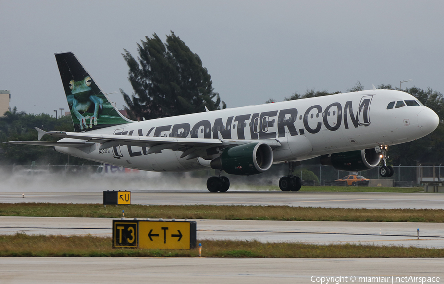 Frontier Airlines Airbus A320-214 (N221FR) | Photo 95820