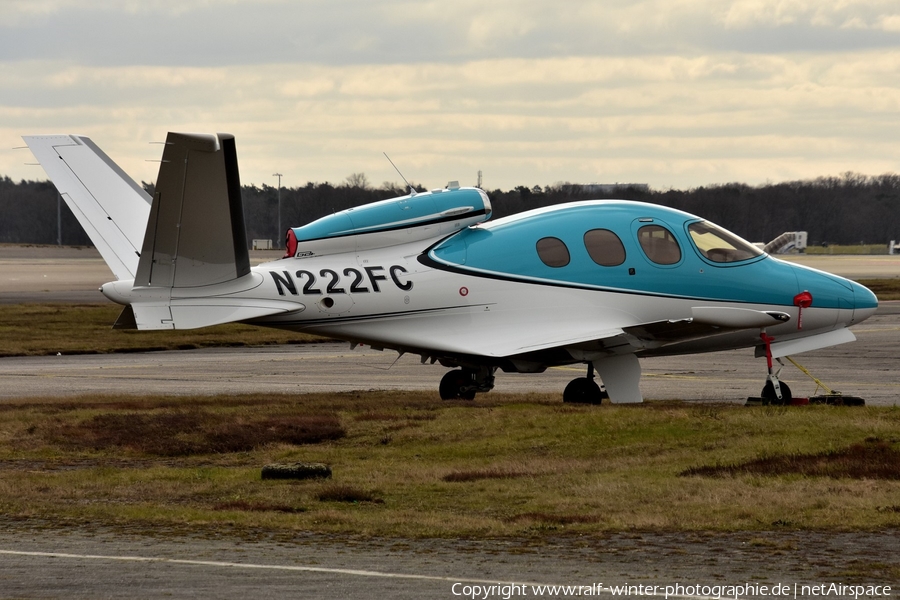 (Private) Cirrus SF50 Vision Jet G2 (N222FC) | Photo 605493