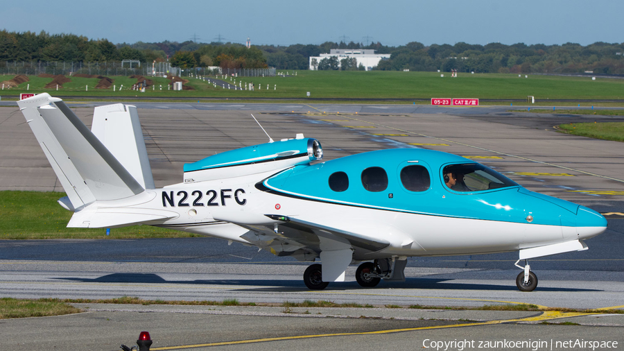 (Private) Cirrus SF50 Vision Jet G2 (N222FC) | Photo 530375