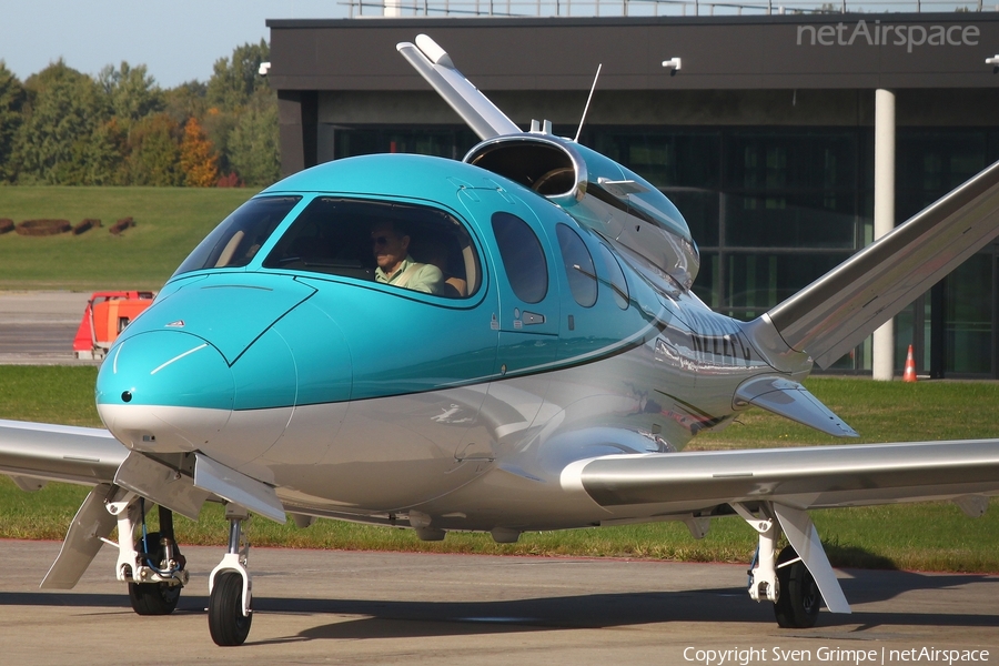 (Private) Cirrus SF50 Vision Jet G2 (N222FC) | Photo 530403