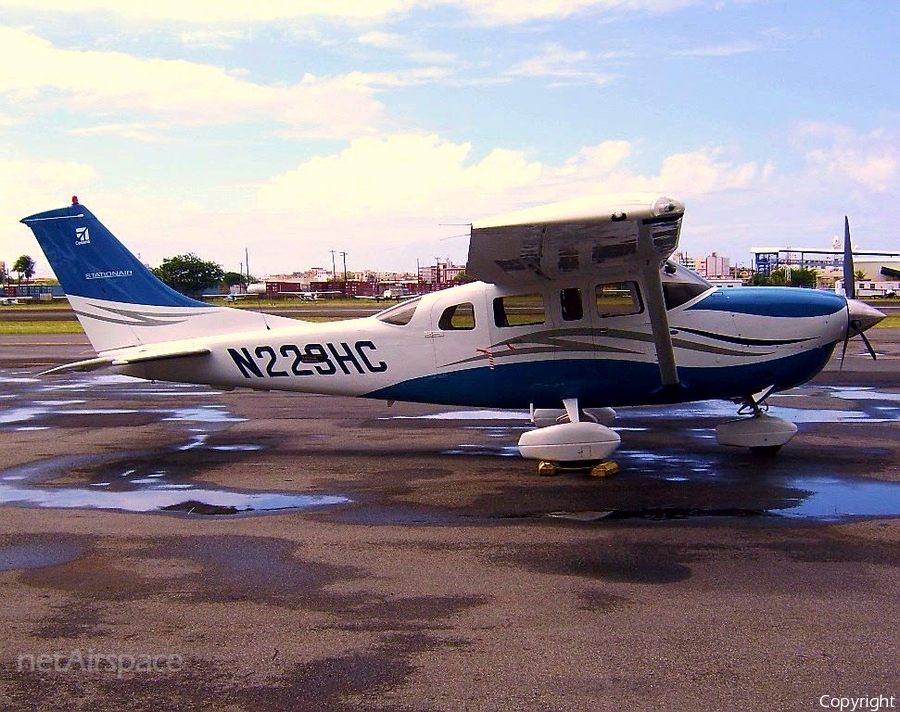(Private) Cessna 206H Stationair (N223HC) | Photo 185915