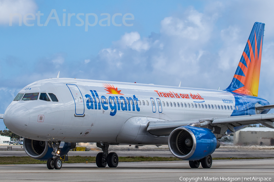 Allegiant Air Airbus A320-214 (N223NV) | Photo 226476