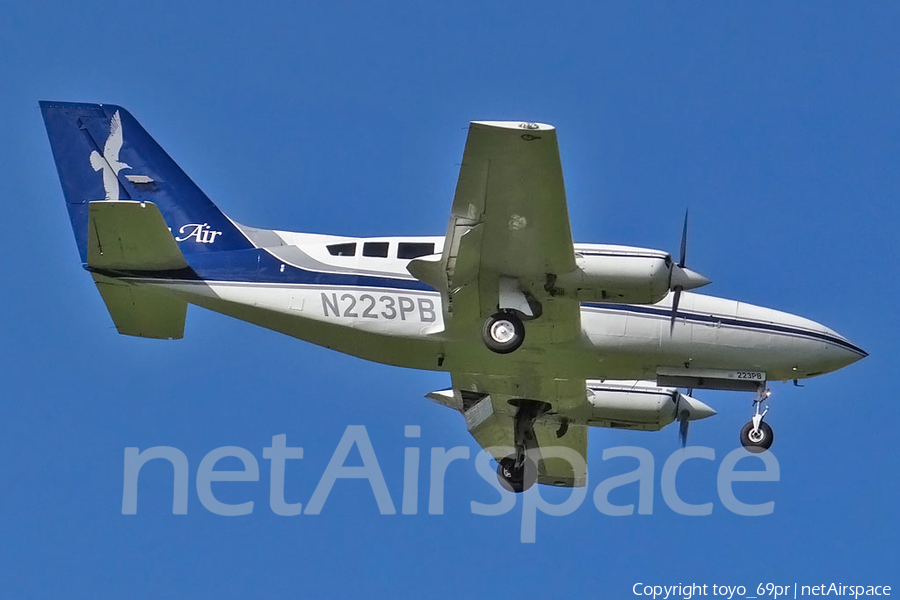 Cape Air Cessna 402C (N223PB) | Photo 68371