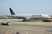 United Airlines Boeing 777-222(ER) (N223UA) at  Chicago - O'Hare International, United States