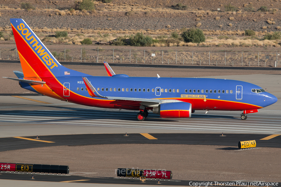 Southwest Airlines Boeing 737-7H4 (N223WN) | Photo 61894