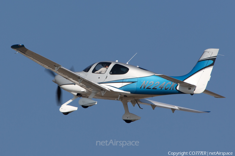 (Private) Cirrus SR22T (N224CK) | Photo 48492