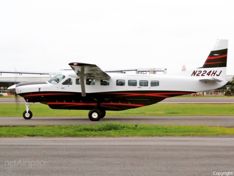 Caribbean Heli-Jets Cessna 208B Grand Caravan (N224HJ) | Photo 156822
