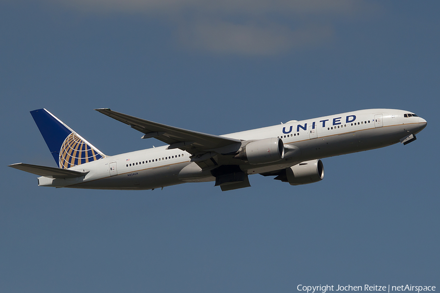 United Airlines Boeing 777-222(ER) (N224UA) | Photo 107423