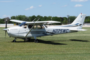 (Private) Cessna 172S Skyhawk SP (N225WC) at  Oshkosh - Wittman Regional, United States