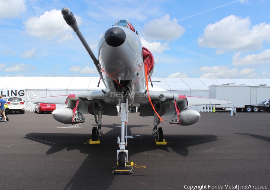 Skyhawk Ventures Douglas A-4C Skyhawk (N2262Z) | Photo 328552